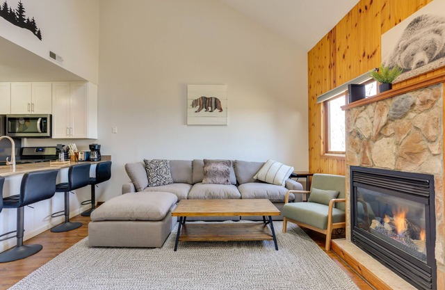 Vernon Township Vacation Rental w/Private Balcony