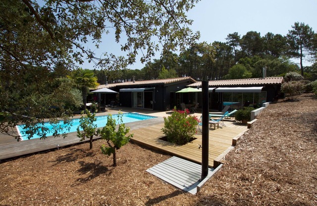 Very beautiful villa 9/10 pers Lacanau Ocean, facing golf