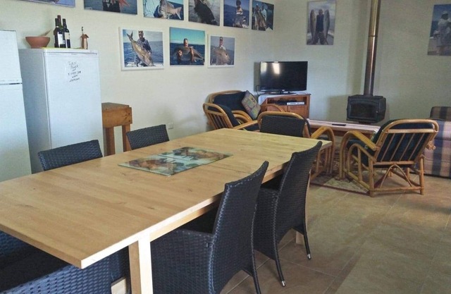 Very comfortable, renovated stone cottage in Fowler’s Bay