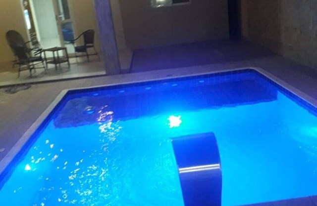 Very well located house in the center