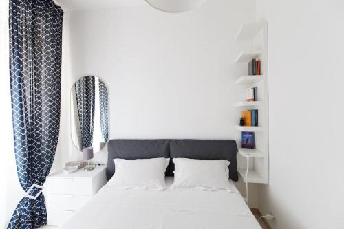 VICOLO CORTO Centro Storico Holiday & Home-Office