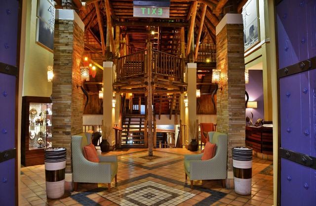 Victoria Falls Safari Suites