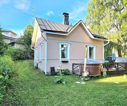 Viehättävä boheemi puutalo