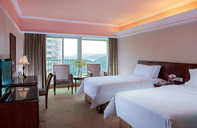 Vienna Hotel Shenzhen Aiguo Road