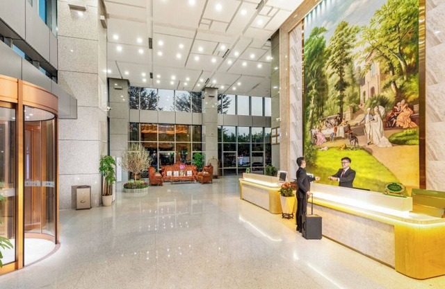 Vienna International Hotel-Mawan