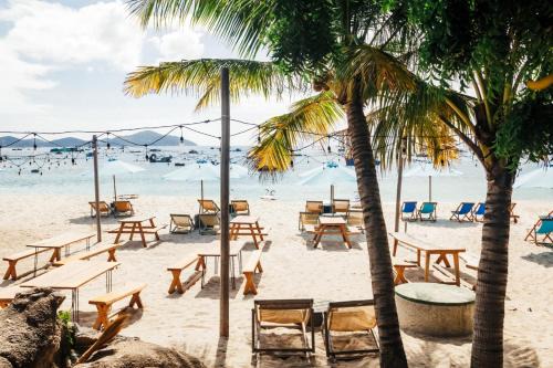 Villa Đảo Hoa Vàng Cam Ranh- Venuestay