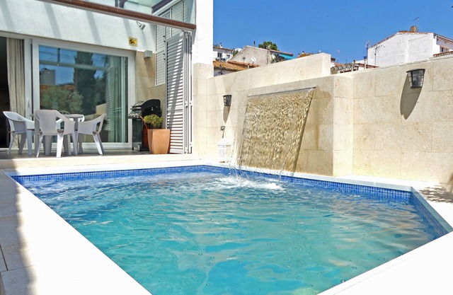 VILLA 12 PLACES WITH POOL, TERRACES AND A/C AT 400 MTS. OF THE BEACH