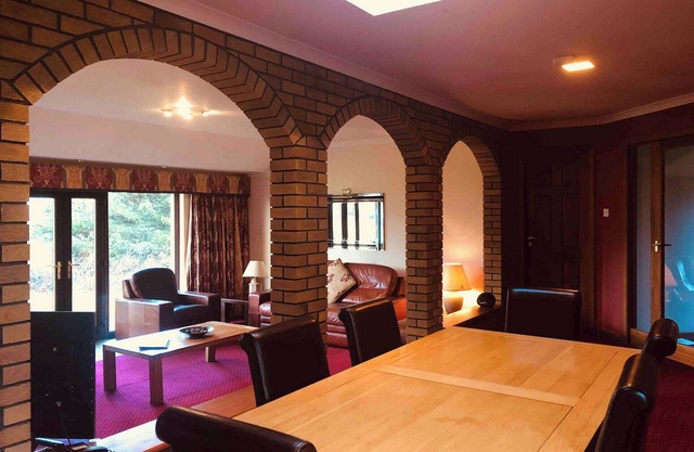 Villa 26, 3 Bedrooms, Sleeps 8, with Leisure Club Access