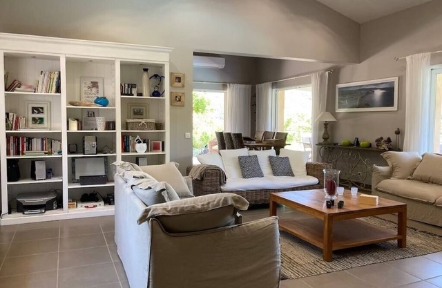 Villa 3 bd-private pool in an enchanting setting-unforgettable vacations!