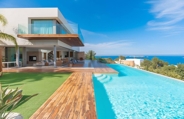 Villa 'Ana' with Sea View, Wi-Fi and Air Conditioning