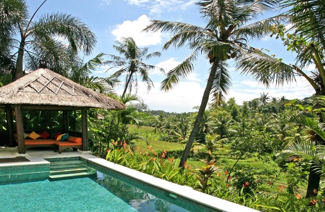Villa Abadi In The Heart Of Bali's Terraces - Lonely Planet Hip Homestay!