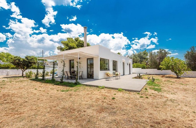 Villa Acqualuce by BarbarHouse