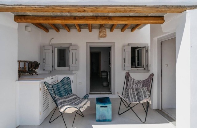 Villa 'Ailia Luxury' with Private Terrace and Balcony