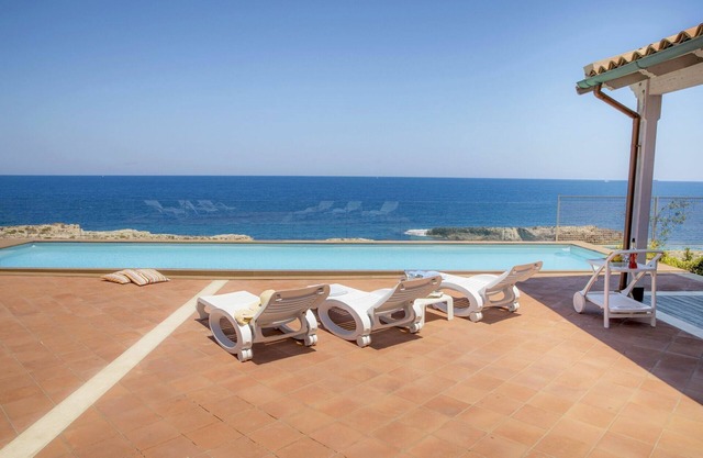 Villa Ala - Vacation Rental by the Sea in Augusta, Sicily