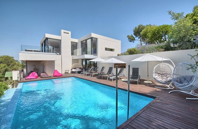 Villa 'Amapola' with Mountain View, Wi-Fi and Air Conditioning