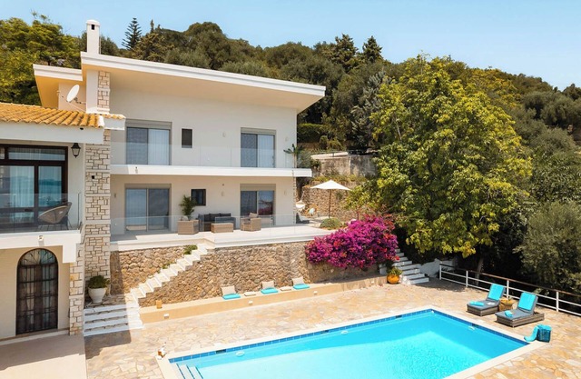 Villa Anser - Four Bedroom Villa, Sleeps 10