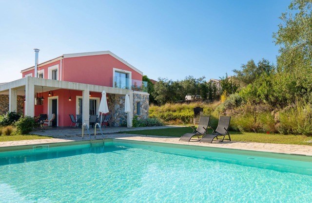 Villa Aphrodite:Pet-friendly, 3 bedrooms,pool, WiFi, mobility-friendly