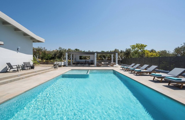 Villa Azatis : A Luxurious Retreat with Panoramic Views, Gardens and a Pool