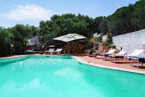 Villa Azzurra , piscina, parcheggio e vista mare