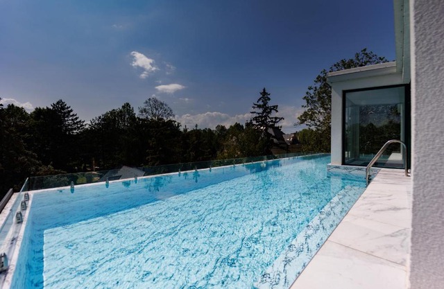 Villa Bauhaus Wellness Apartman Fsz. 3