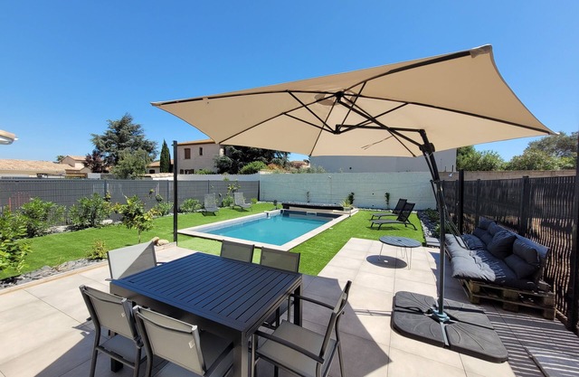 Villa between Narbonne and Béziers, 20 minutes from the beaches