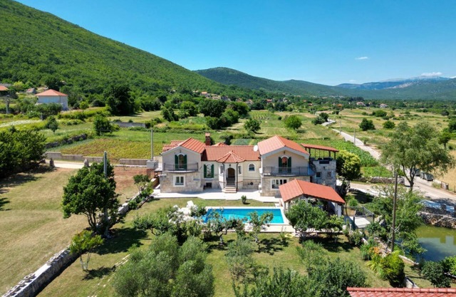 Villa Bosnjak with a private pool