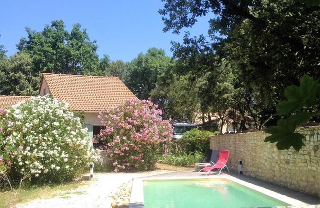 Villa charmante à Arpaillargues-et-Aureillac avec piscine privée