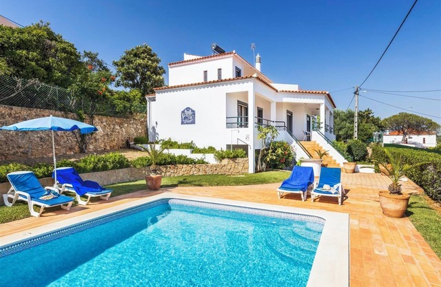 Villa Casa Moura with Mountain View, Pool & Wi-Fi