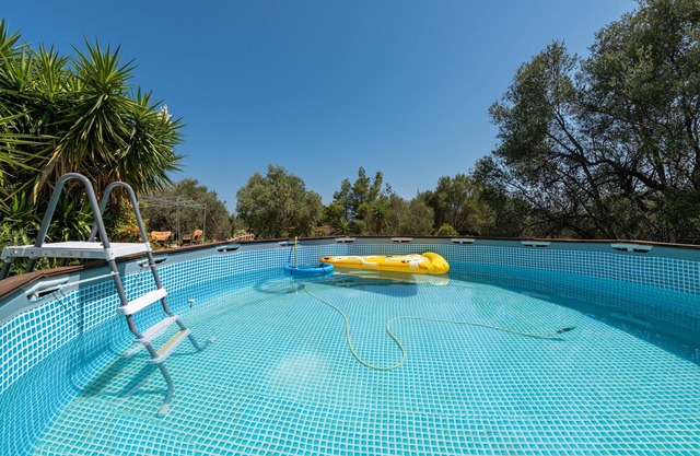 Villa “Casa Vacanze Elena” with Garden, Terrace & Pool