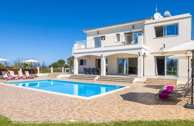 Villa Chrystalla by Villa Plus
