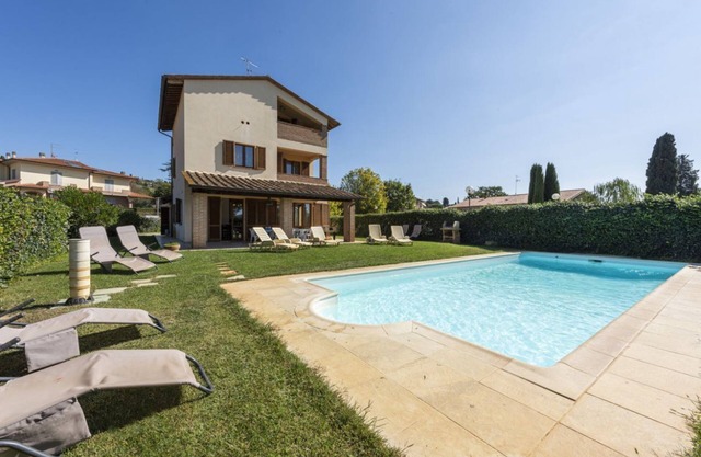 Villa Clemente by MMega
