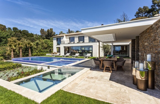 Villa Colibri - Luxury 10 Bedroom Villa
