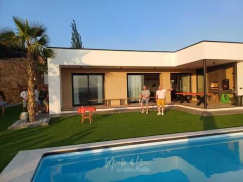 Villa con Piscina y Vistas Panorámicas a Sierra de Cazorla