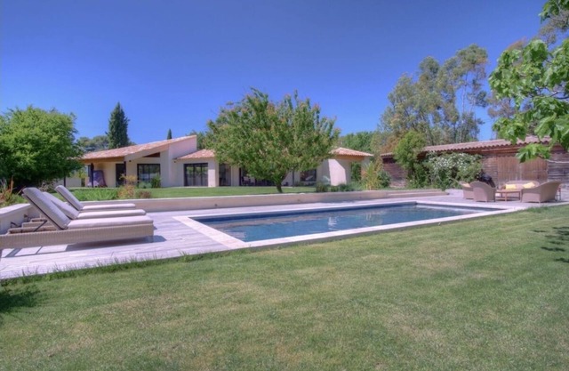 Villa Contemporaine Avec Piscine à 20 min D'aix-en-provence