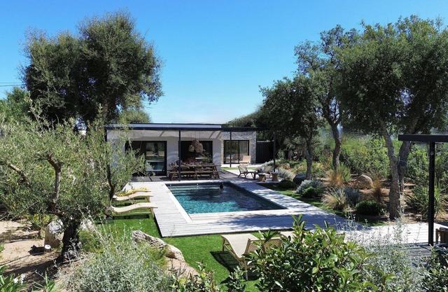 Villa D'architecte "casa Verde". Plage 700 Mètres