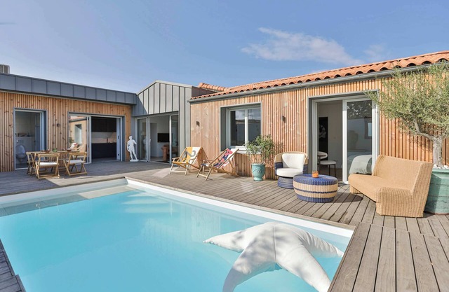 Villa d'exception avec piscine, proche de la mer