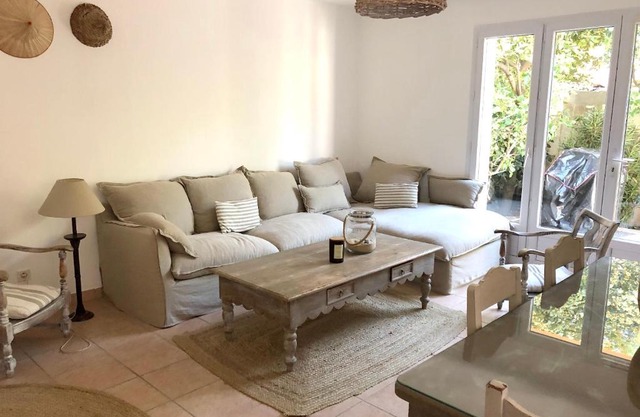 Villa de 3 chambres a La Seyne sur Mer a 750 m de la plage avec piscine privee et wifi