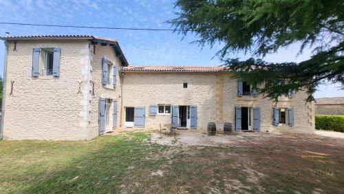 Villa de charme rénovée Périgord pourpre