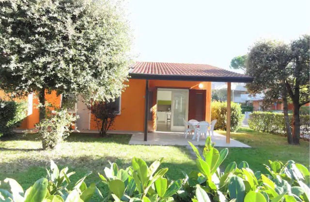 Villa Dogi Bibione Pineda with three rooms and two bathrooms