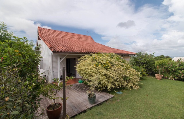 Villa Douce Créole - Air-conditioned rooms with sea view and Jacuzzi