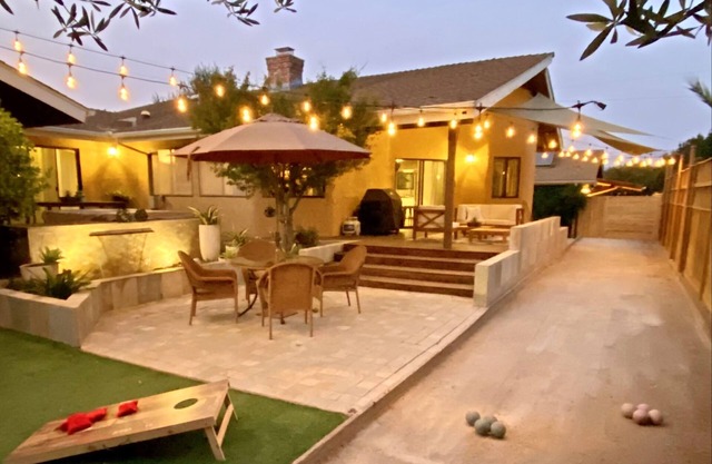 Villa Eduardo, Clean and Spacious home built for Indoor and Outdoor Entertaining