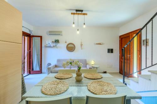 Villa Emerald private compound swimming pool
