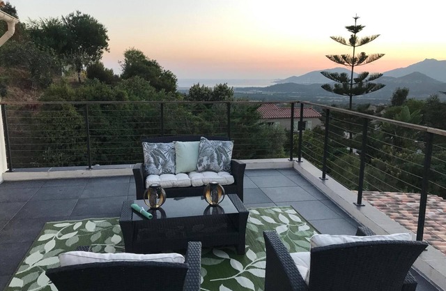 Villa Entre mer et Montagne à Bastelicaccia! Le Calme à Côté Dajaccio!