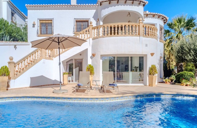 Villa Frailecillo, 3 bedroom Villa with Private Pool in El Portet, Moraira