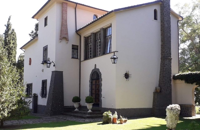 Villa Giglio prestigious mansion - Park and pool