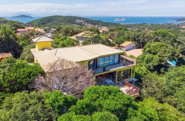 Villa GrandVIEW by Buzios (10 adults + children)