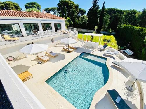 Villa Iconique et calme absolu pour 1 à 10 Personnes