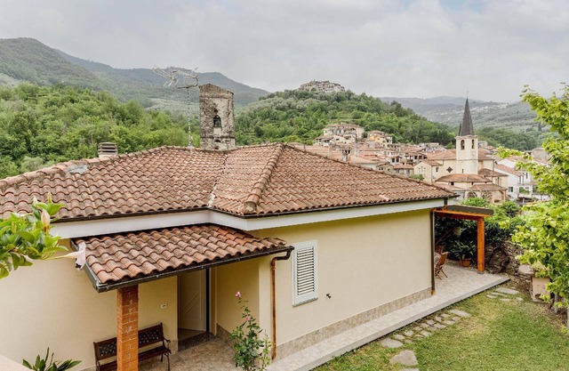 Villa in Borgomaro with private parking