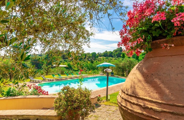 Villa in Fano with 6 bedrooms sleeps 14