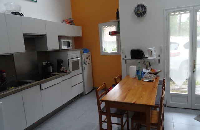 Villa in residence close to beaches and shops